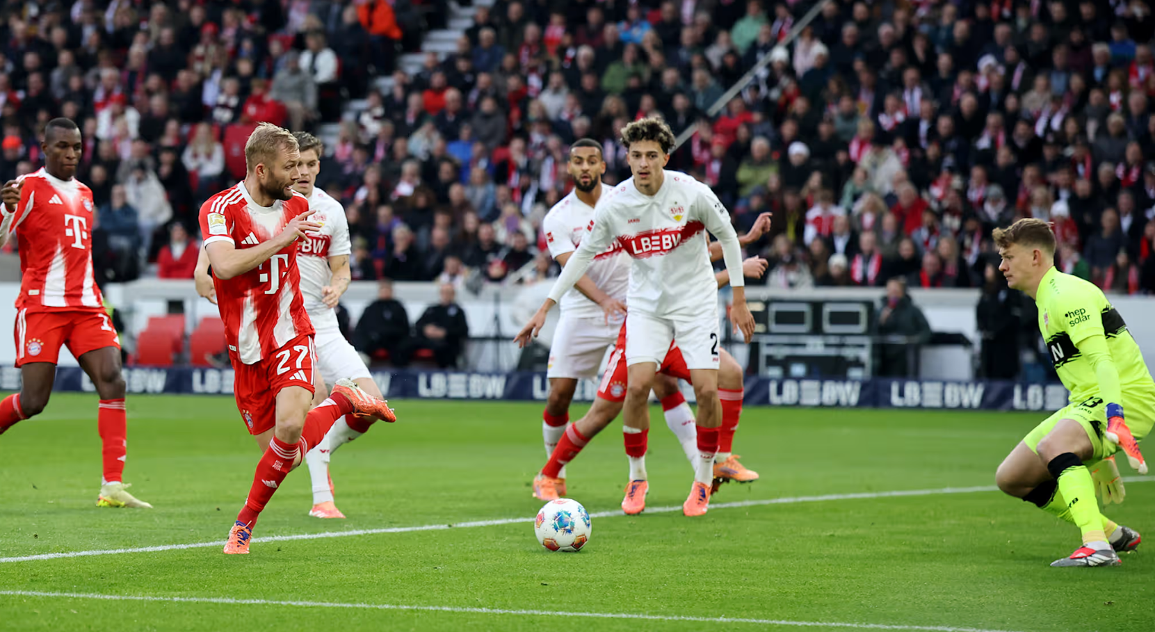 VfB Stuttgart vs Bayern Munich (21:30 &#8211; 06/12) | Xem lại trận đấu