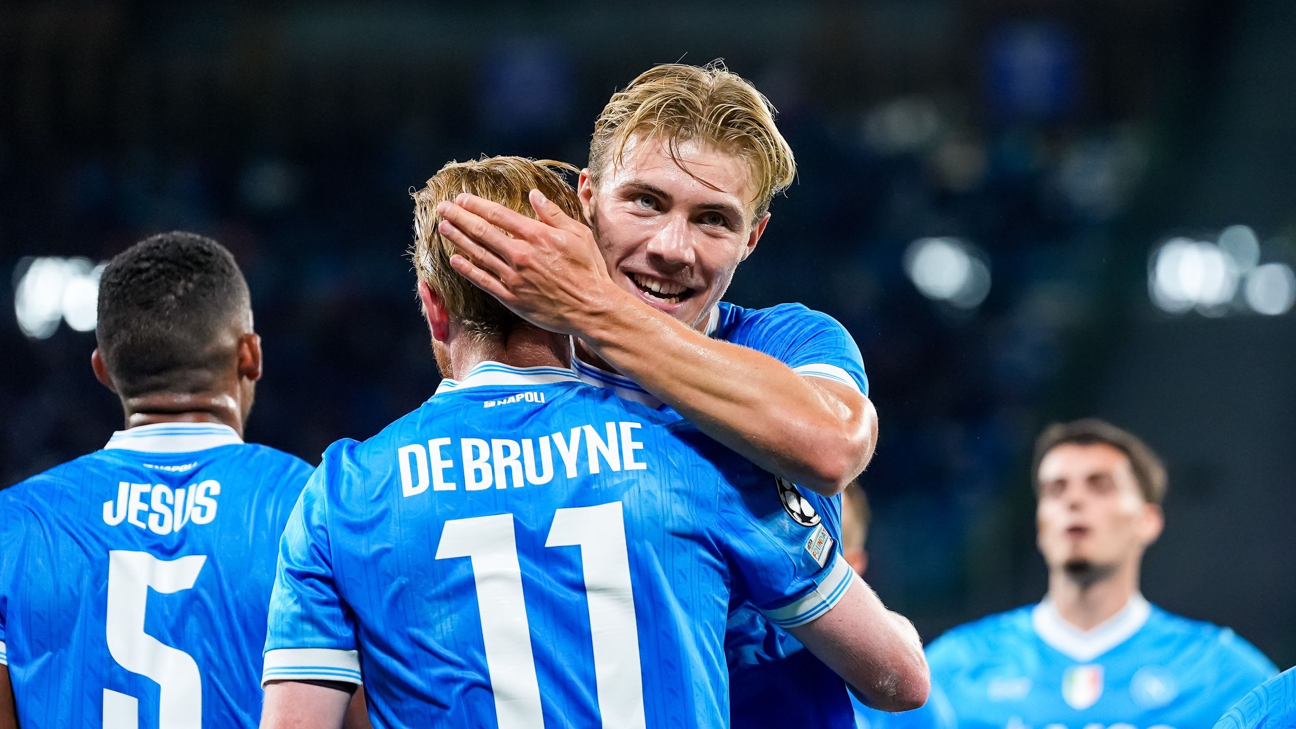 Nhận định soi kèo Benfica vs Napoli lúc 03h00 ngày 11/12/2025