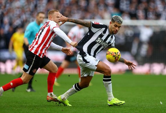 Nhận định soi kèo Sunderland vs Newcastle United lúc 21h00 ngày 14/12/2025